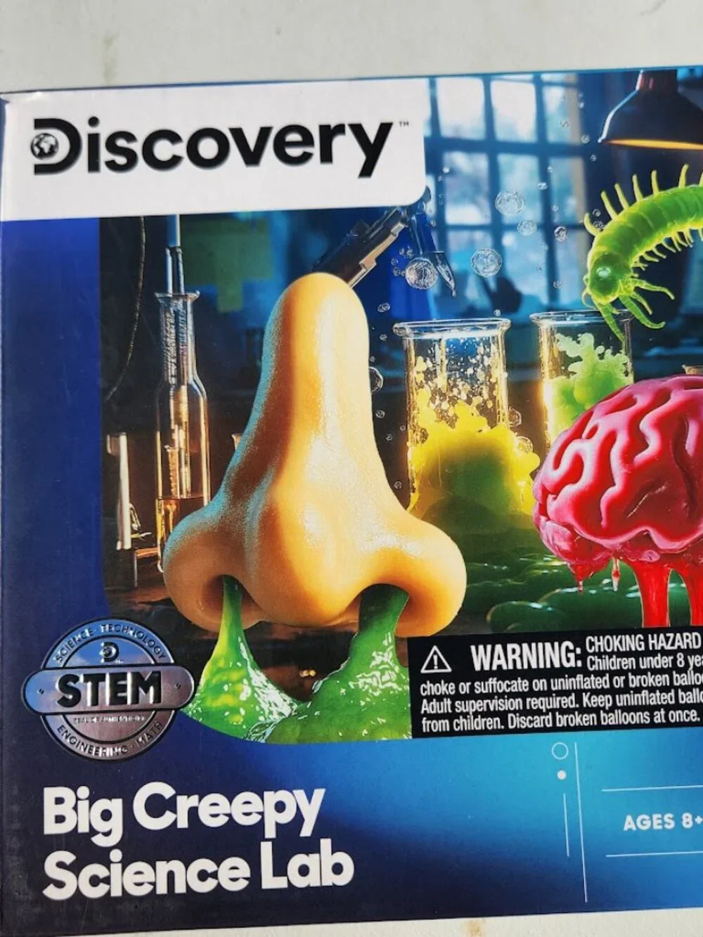 NEW Discovery Big Creepy Science Lab Kit 65 Experiments Amazing Reactions Chemis